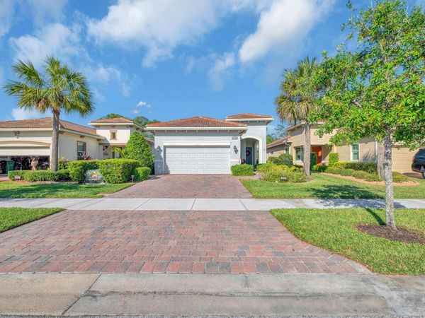 11147 SW Visconti Way, Port St. Lucie, FL 34986