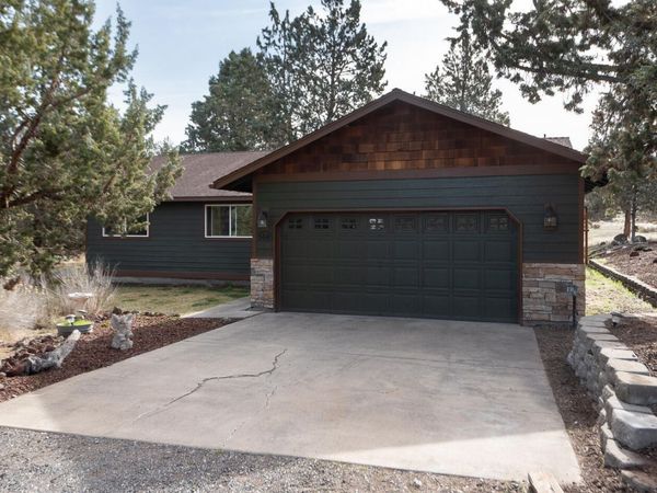 6446 NW Lynch Lane, Redmond, OR 97756
