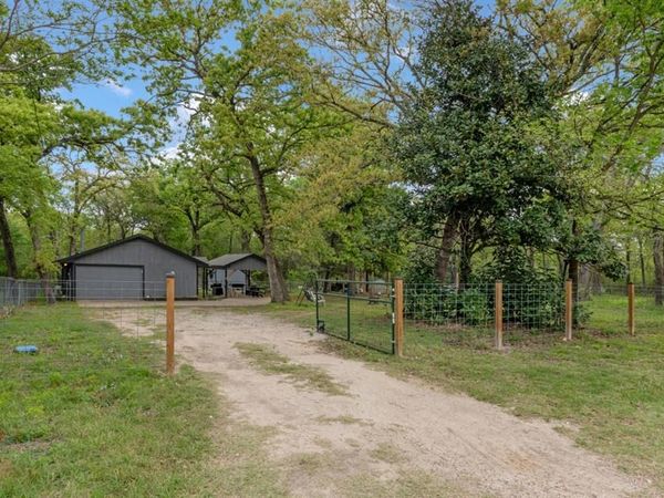 166 Spillview Acres Circle , Trinidad, TX 75163