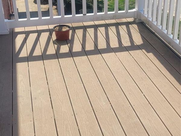 1 E Hemlock Drive, Unit Apt # 160, Bay Shore, NY 11706