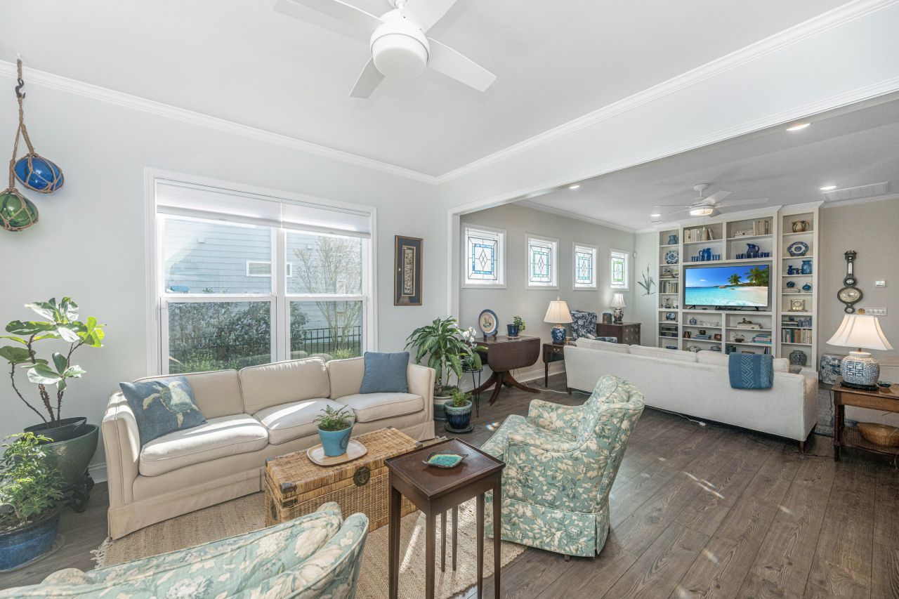 6228 Woodsedge Court Photo 12