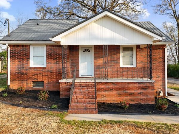 2445 Adams Ave, Knoxville, TN 37917