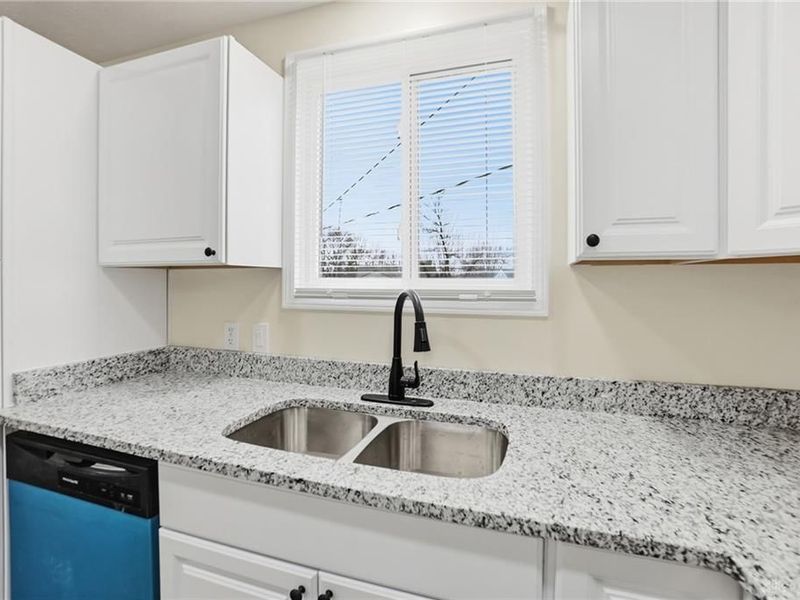 239 Travis Drive, Riverside, OH 45431 Photo 11