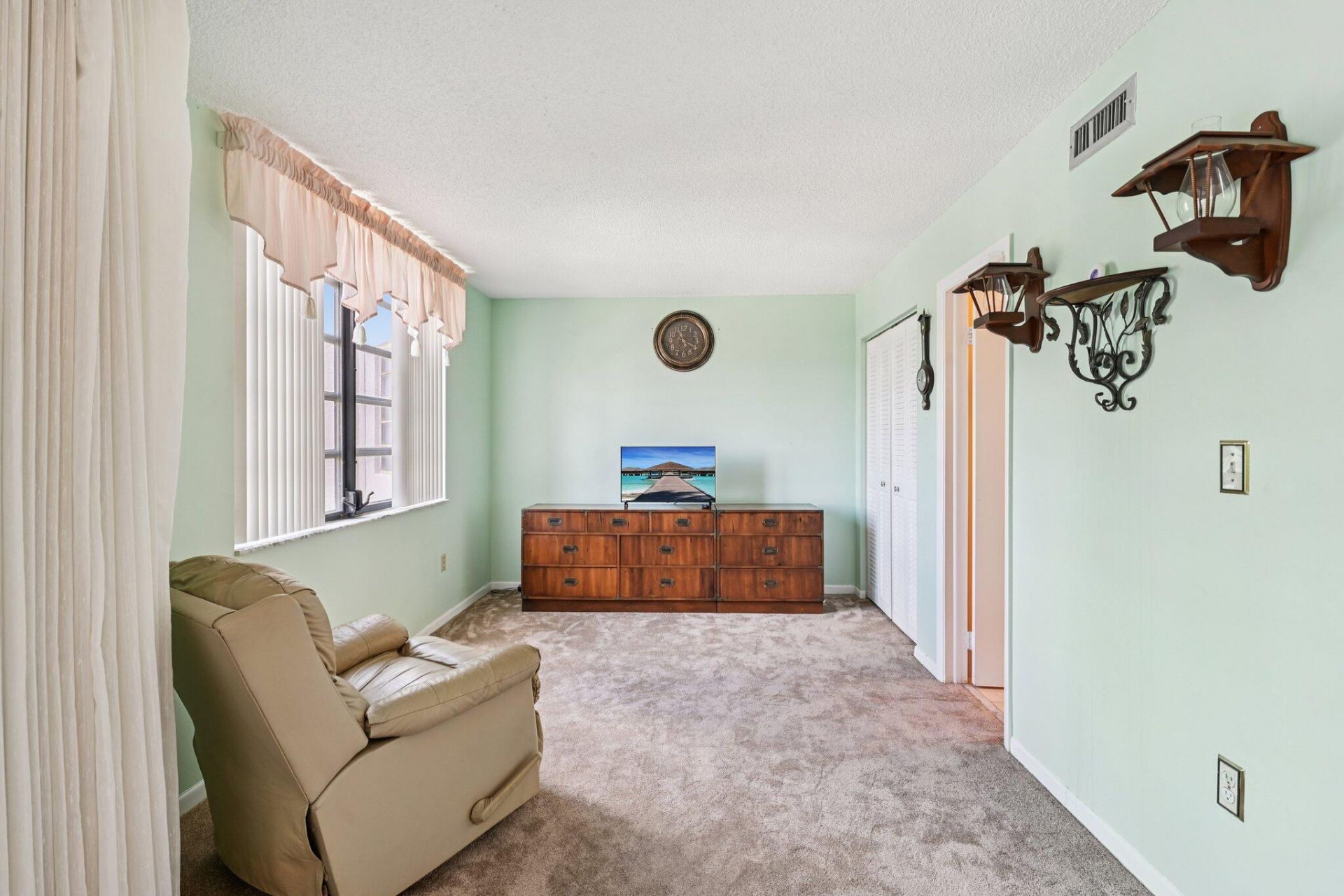 1101 Colony Point Circle, Unit 404, Pembroke Pines, FL 33026 Photo