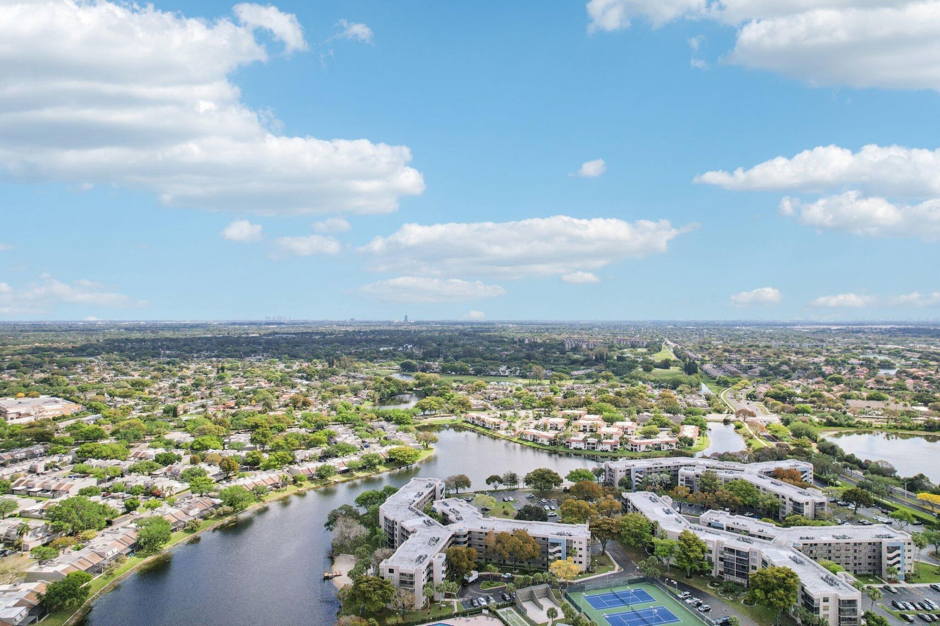 1101 Colony Point Circle, Unit 404, Pembroke Pines, FL 33026 Photo