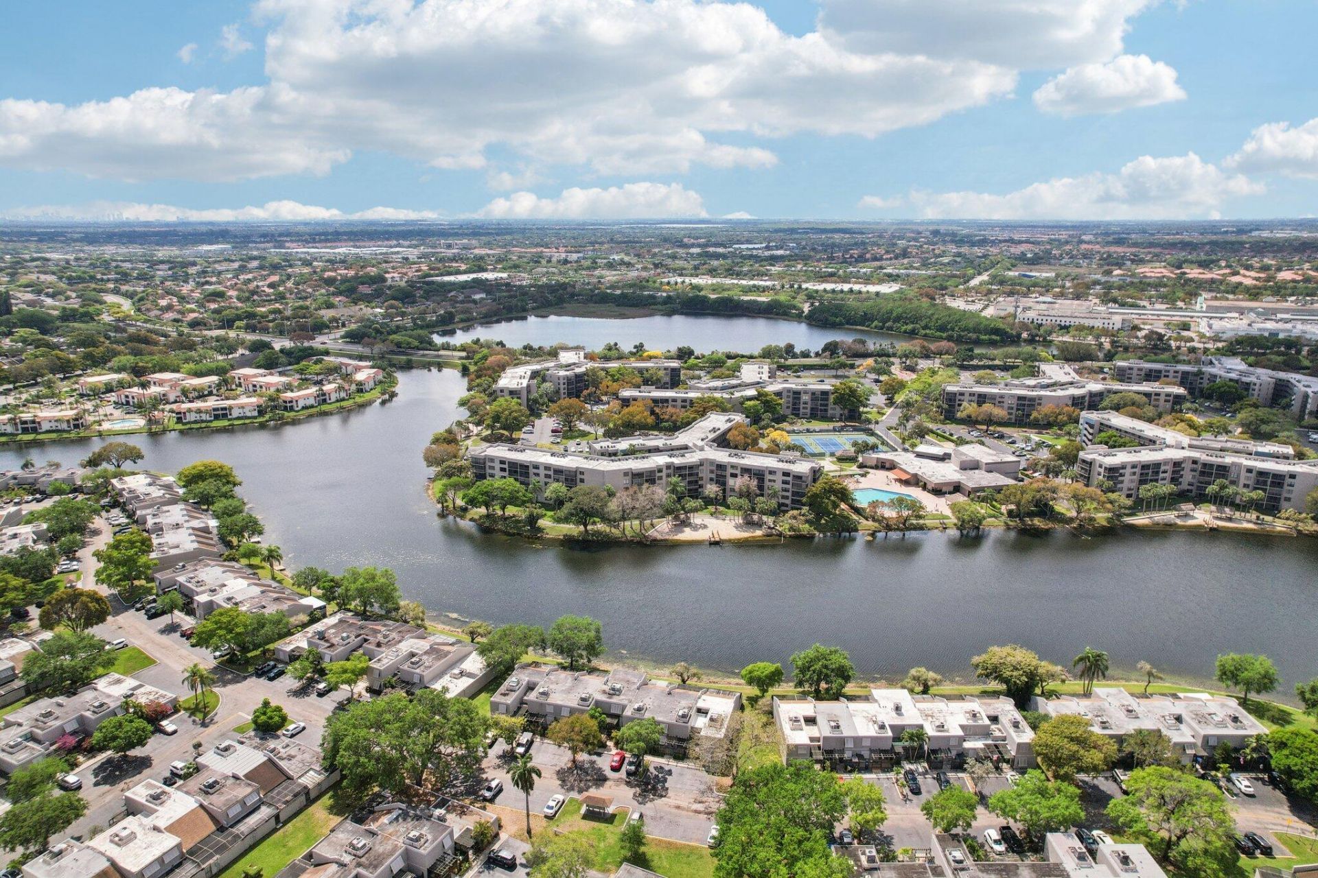 1101 Colony Point Circle, Unit 404, Pembroke Pines, FL 33026 Photo