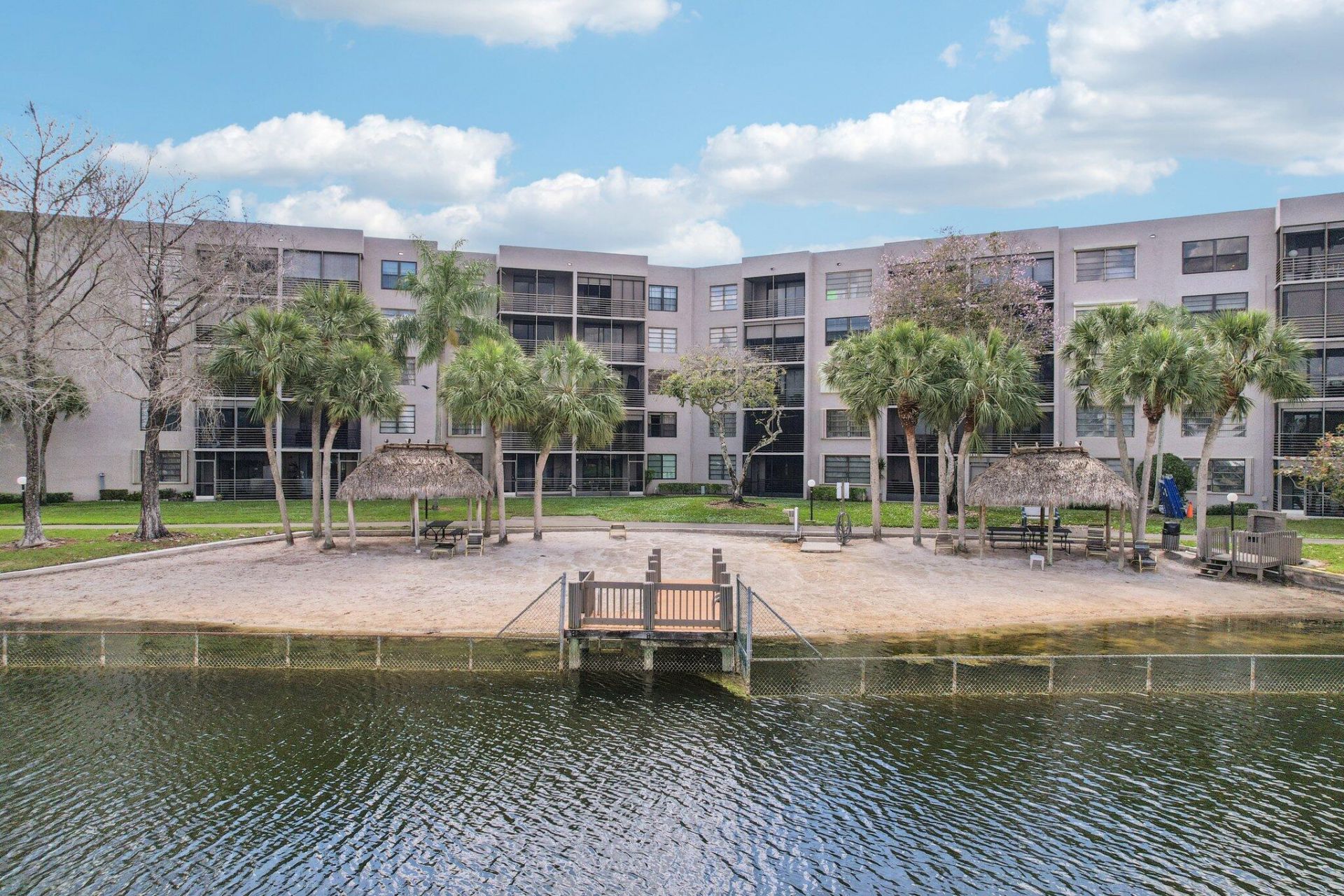 1101 Colony Point Circle, Unit 404, Pembroke Pines, FL 33026 Photo