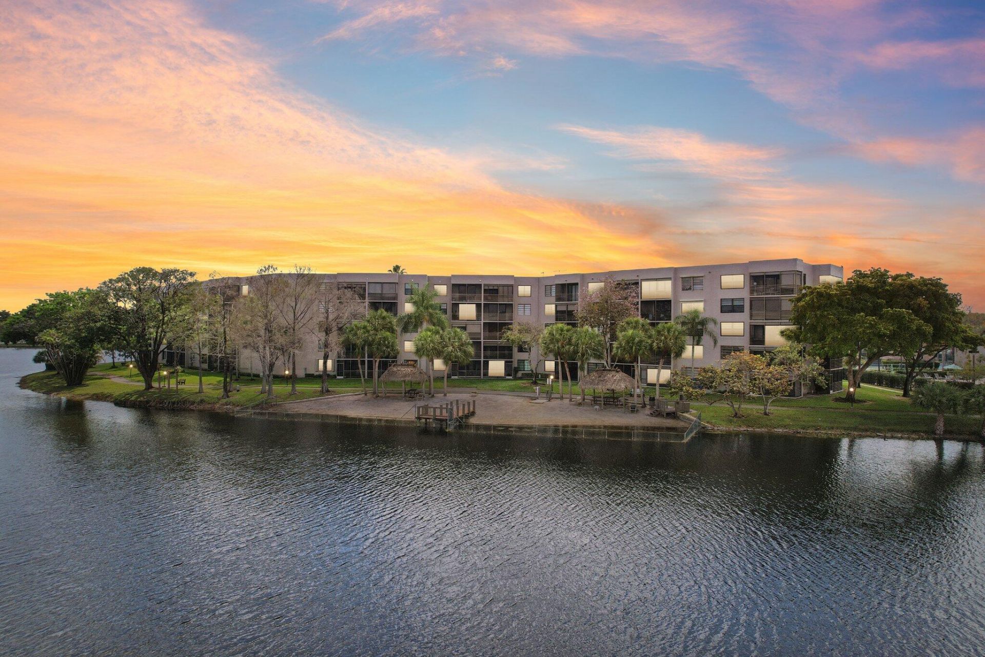 1101 Colony Point Circle, Unit 404, Pembroke Pines, FL 33026 Photo