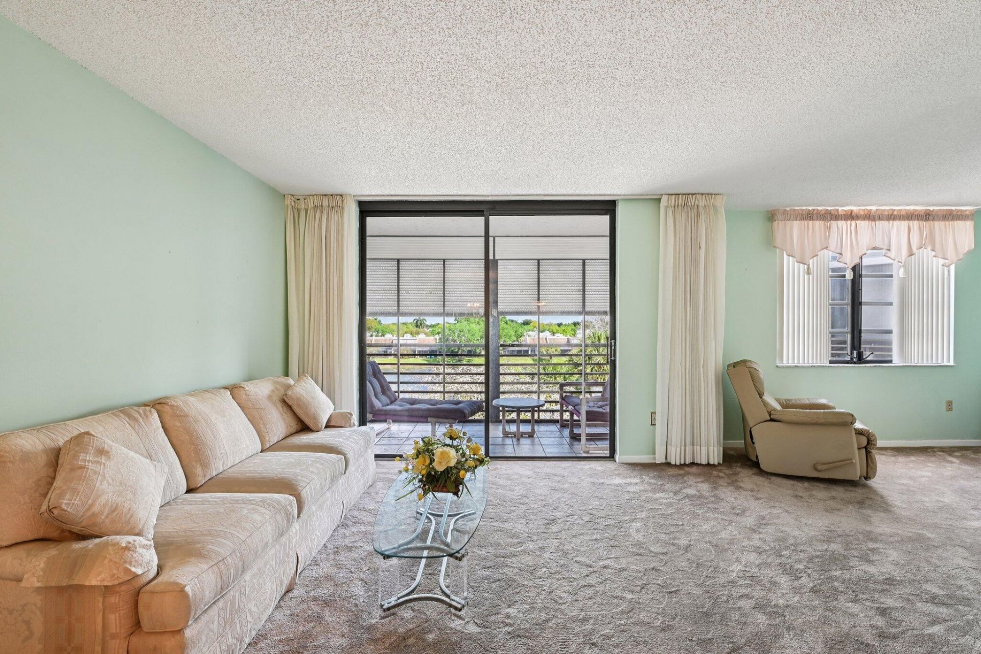 1101 Colony Point Circle, Unit 404, Pembroke Pines, FL 33026 Photo