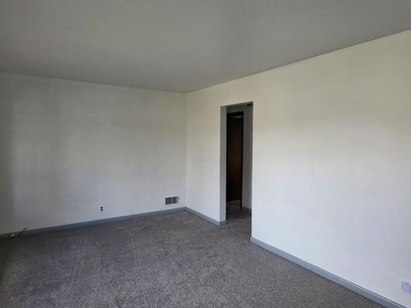 1243 Oakmont Avenue, Hamilton, OH 45013 Photo 2