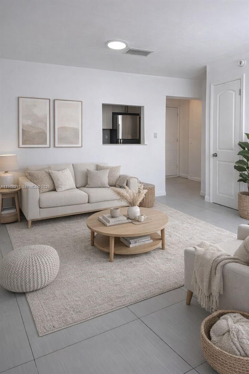 7820 NE Bayshore Ct, Unit 206, Miami, FL 33138 Photo