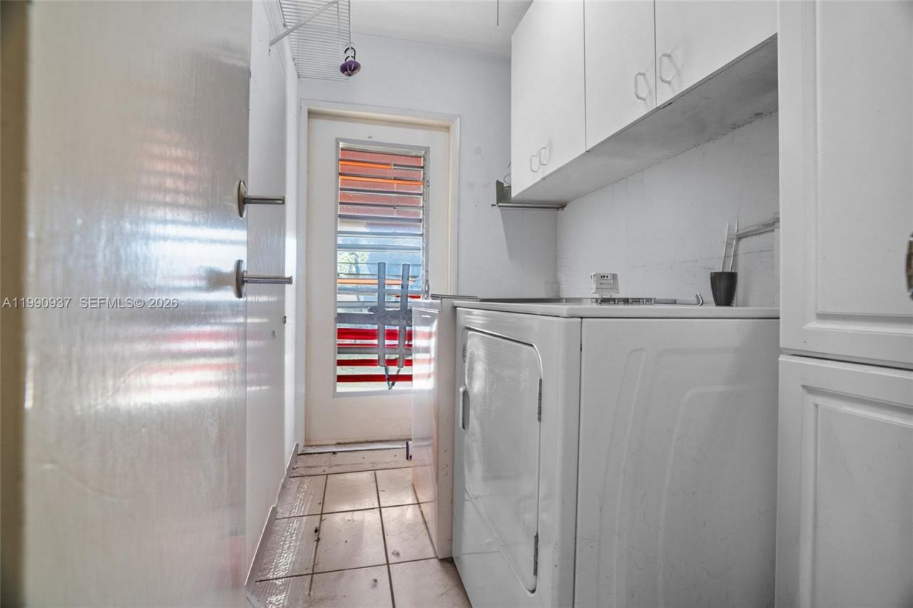 6115 SW 2nd St , Margate, FL 33068 Photo