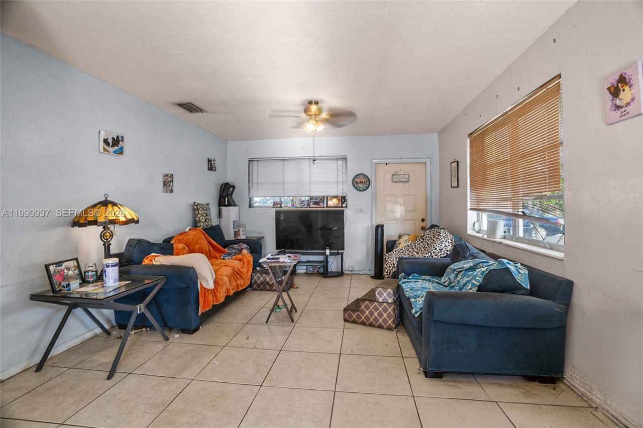 6115 SW 2nd St , Margate, FL 33068 Photo