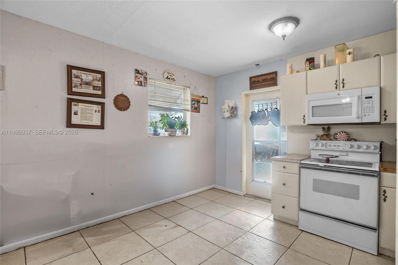 6115 SW 2nd St , Margate, FL 33068 Photo