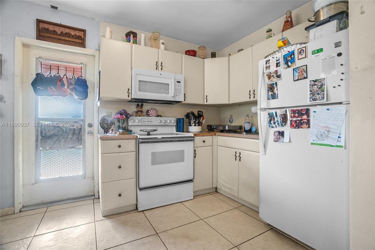 6115 SW 2nd St , Margate, FL 33068 Photo