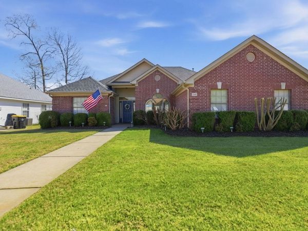 3008 Brenda Drive, Benton, AR 72015