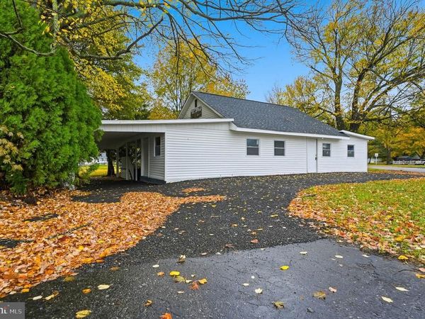 667 S BROADWAY, PENNSVILLE, NJ 08070