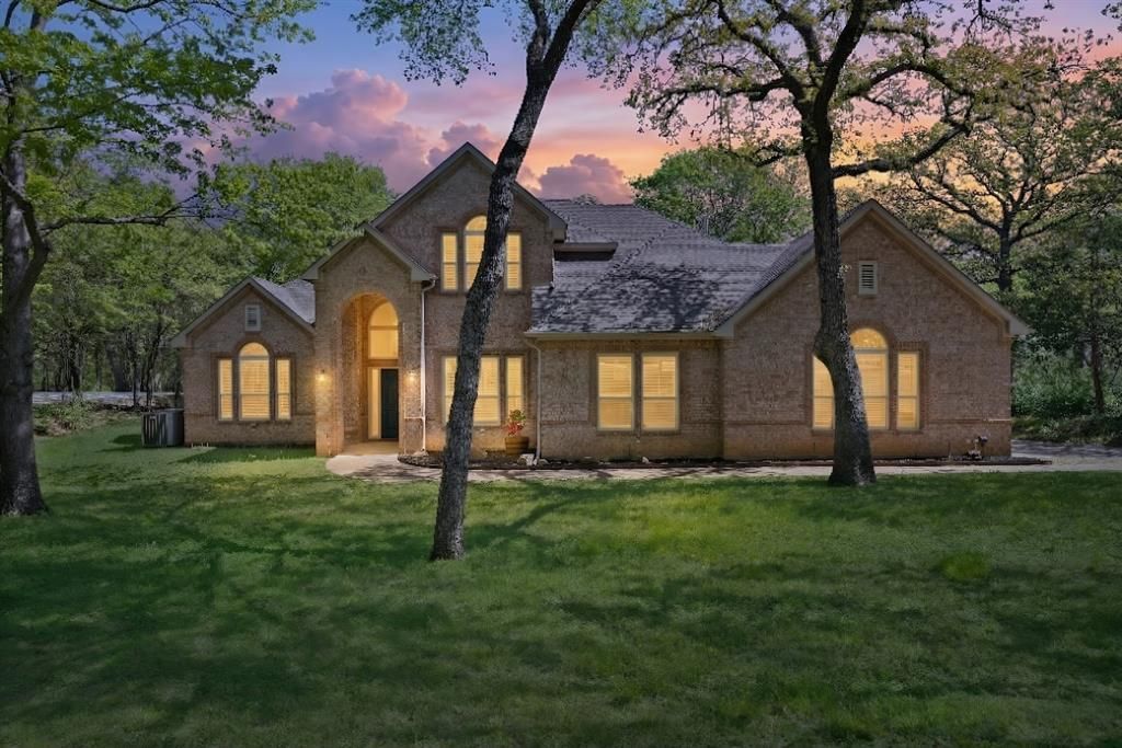 621 Diamond Point Drive, Oak Point, TX 75068 Main Photo