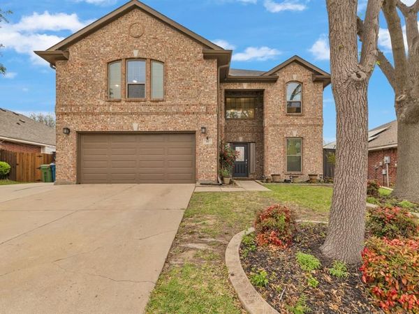 317 Benton Drive, Roanoke, TX 76262