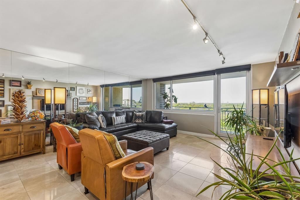 3883 Turtle Creek Boulevard, Unit 1616, Dallas, TX 75219 Main Photo