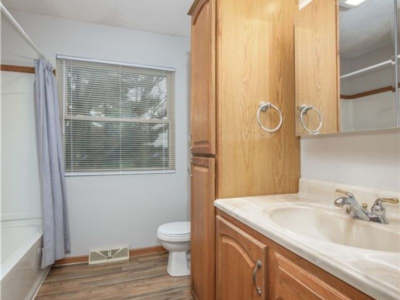 6860 Beridge Street, Louisville, OH 44641 Photo 23