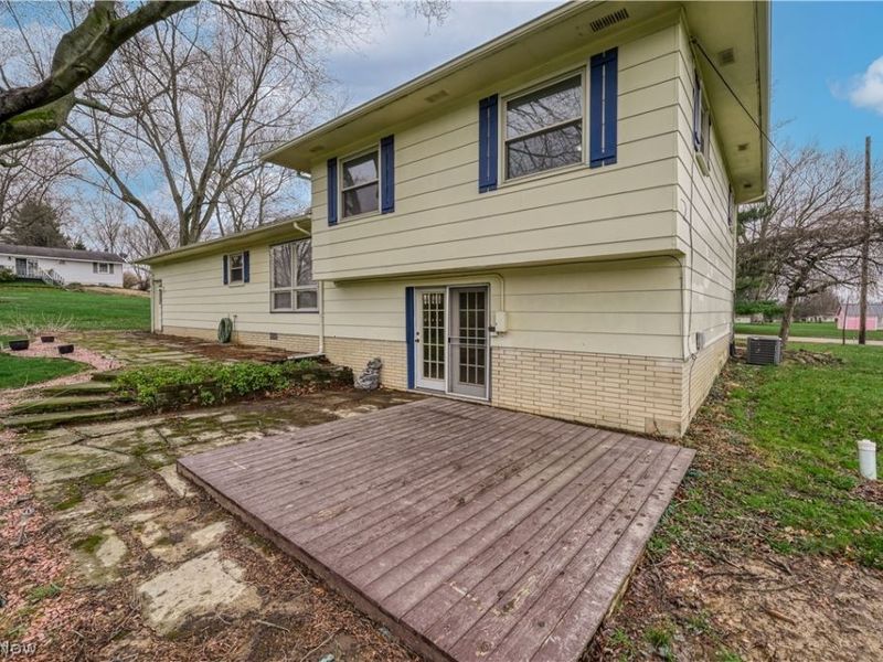 6860 Beridge Street, Louisville, OH 44641 Photo 30