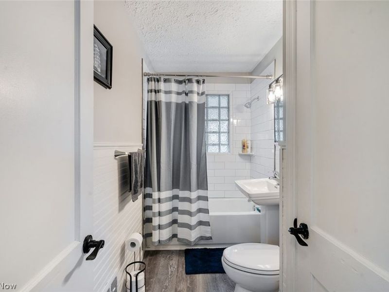 616 Poland Avenue, Struthers, OH 44471 Photo 23