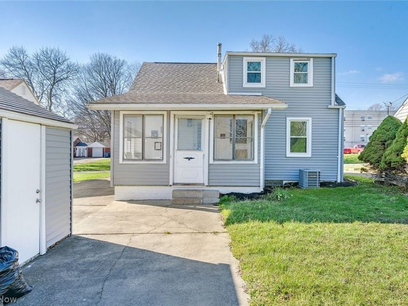 616 Poland Avenue, Struthers, OH 44471 Photo 5