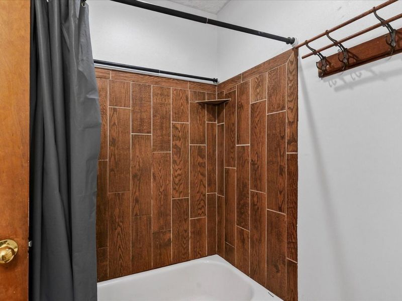 392 Hickory Lane , Washington Court House, OH 43160 Photo 18