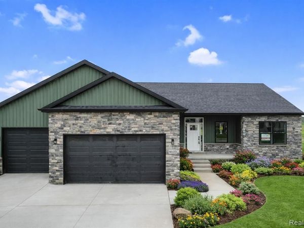 8451 Woodridge Drive, Davison Twp, MI 48423