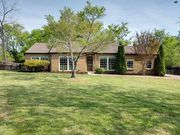 1209 Kenwood Dr, Nashville, TN 37216