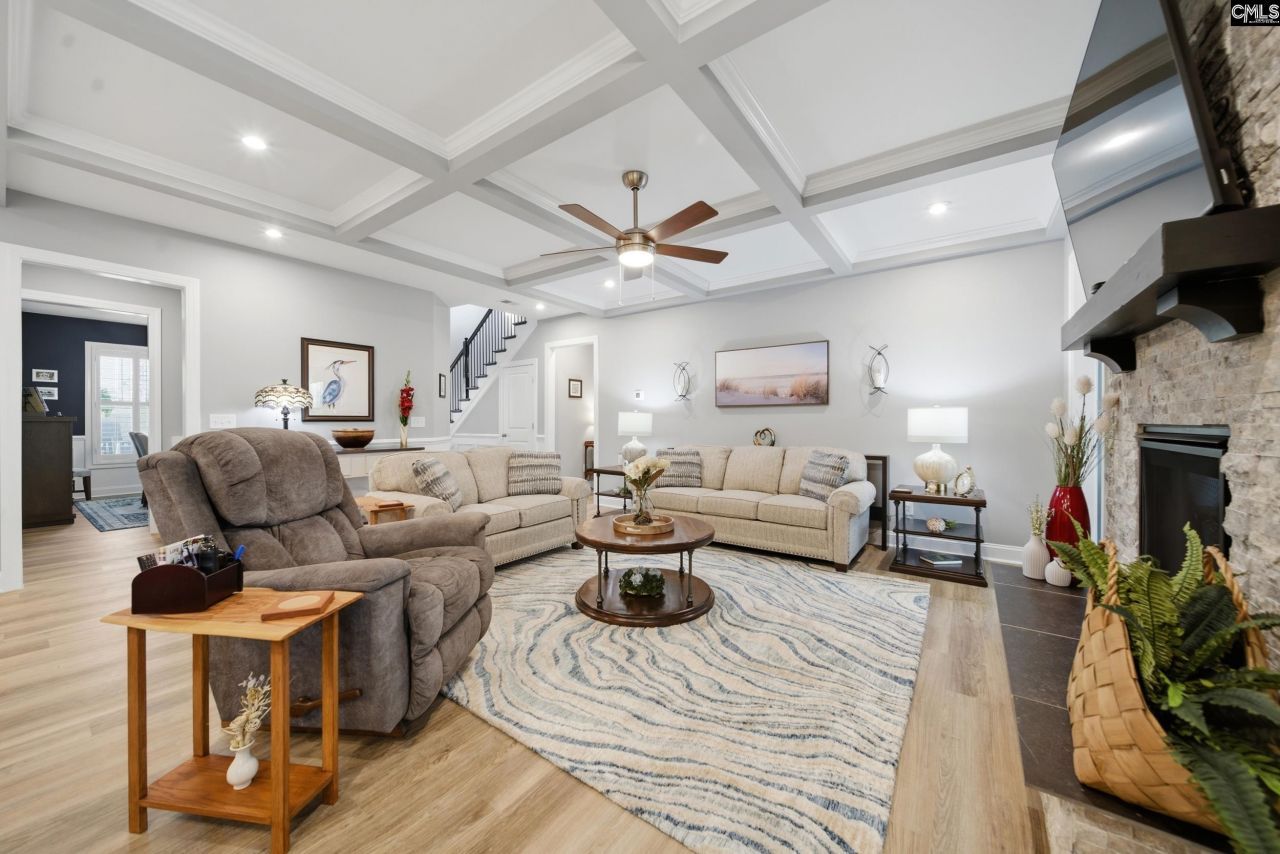 749 Scarlet Oak Road Photo 12