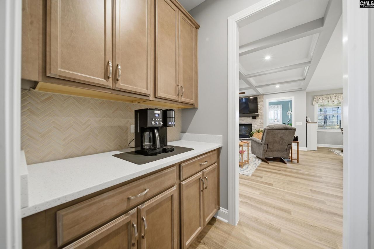 749 Scarlet Oak Road Photo 22