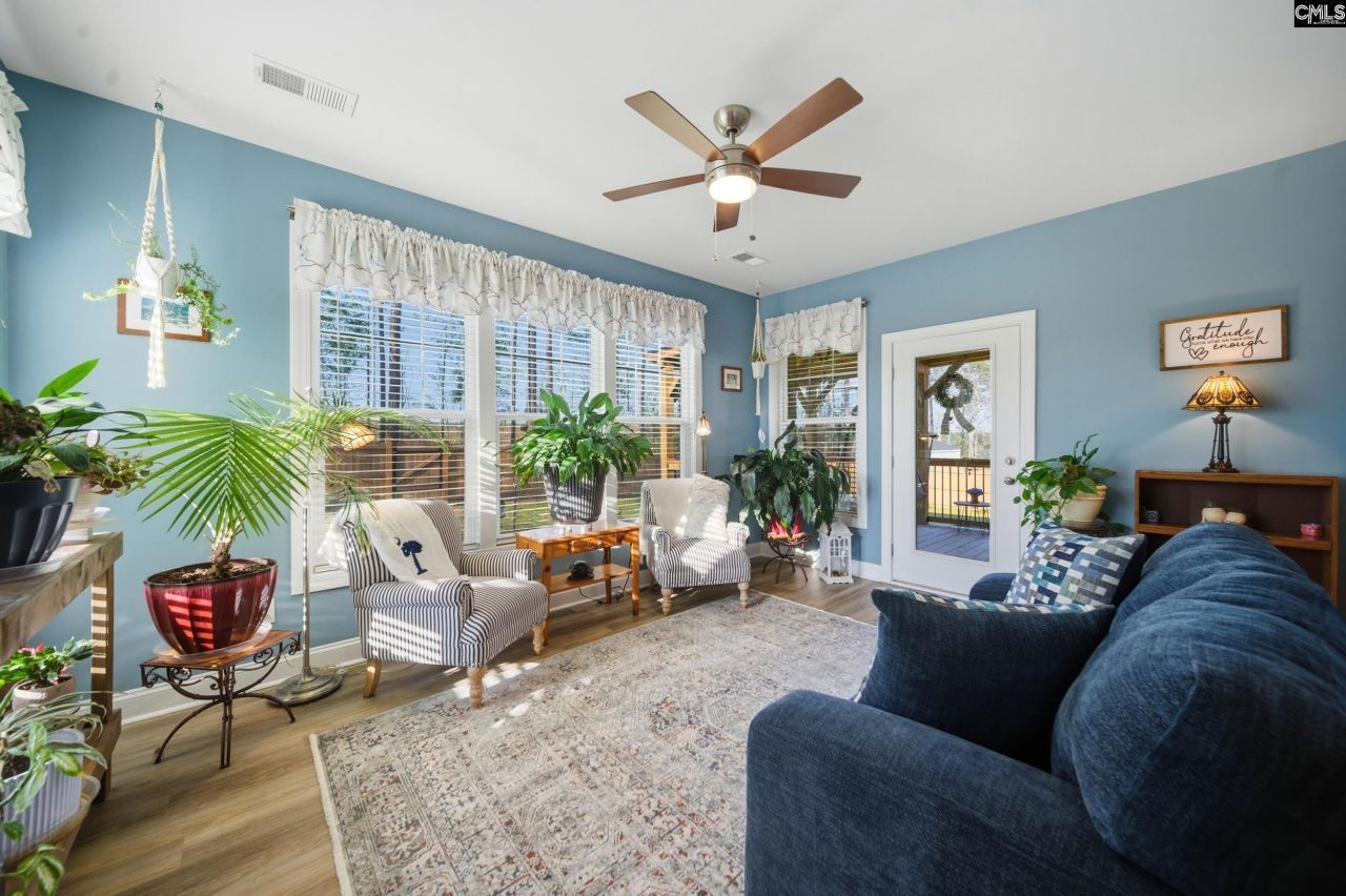 749 Scarlet Oak Road Photo 23