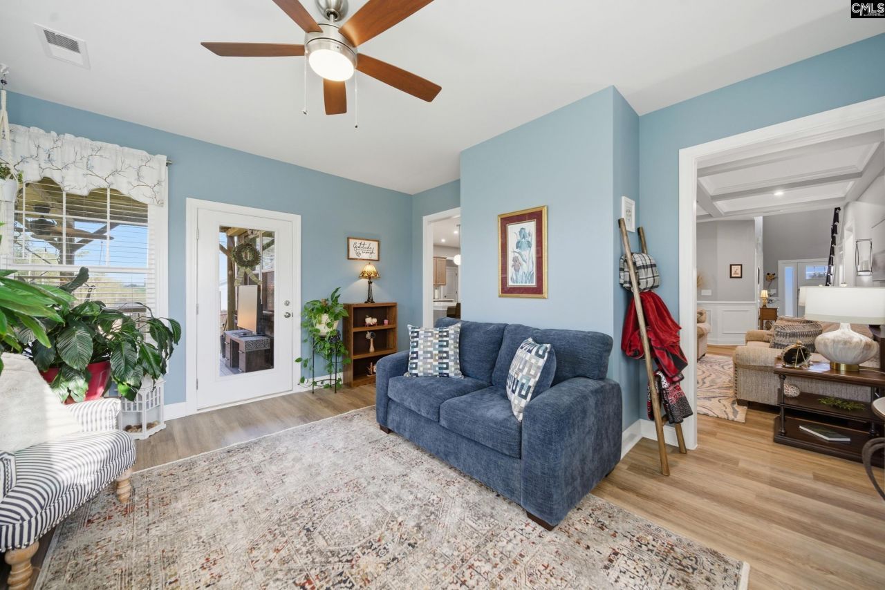 749 Scarlet Oak Road Photo 24