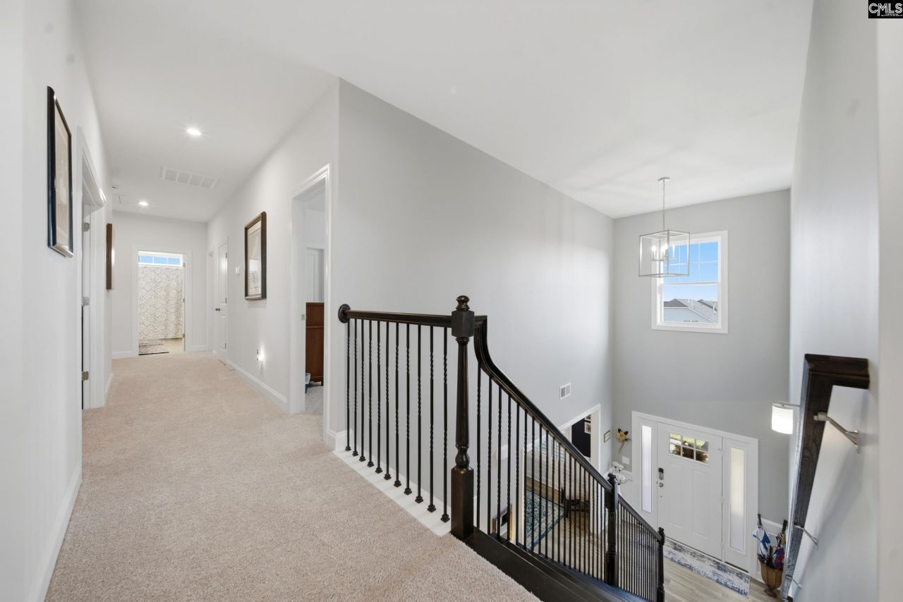 749 Scarlet Oak Road Photo 32