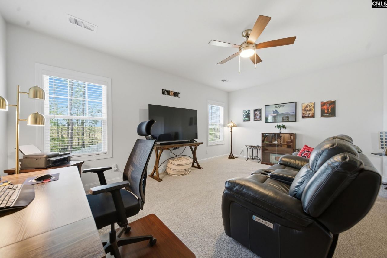 749 Scarlet Oak Road Photo 37