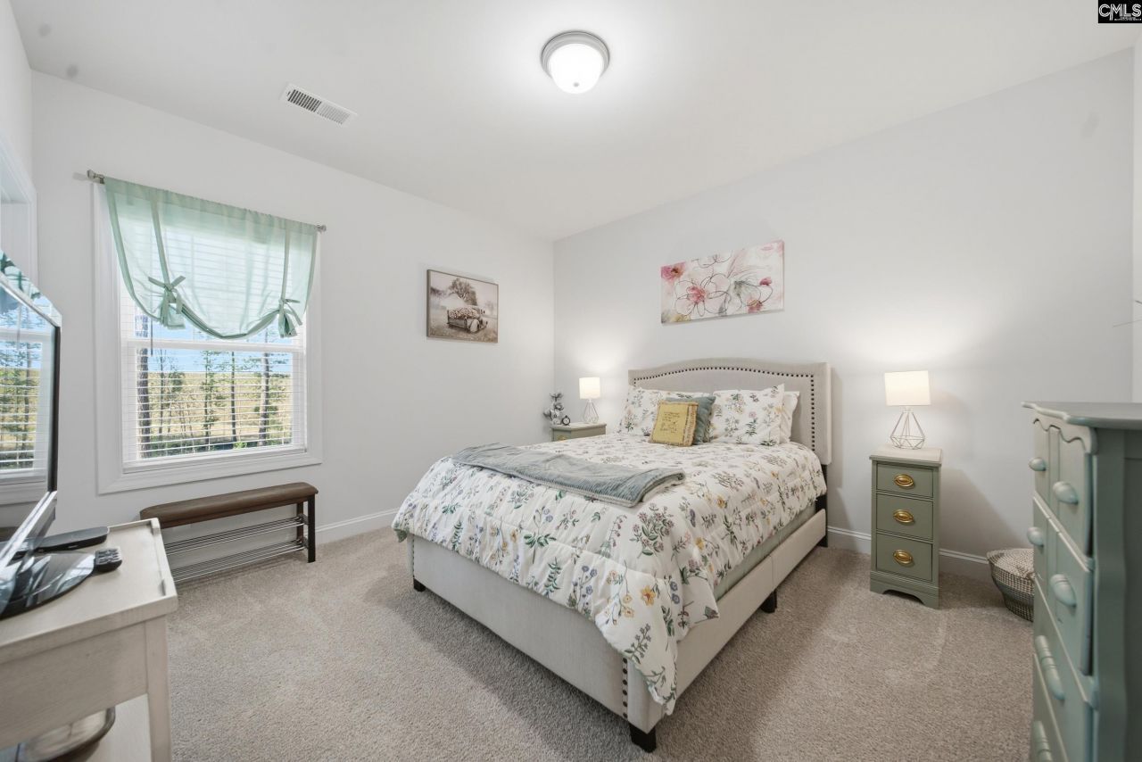 749 Scarlet Oak Road Photo 39