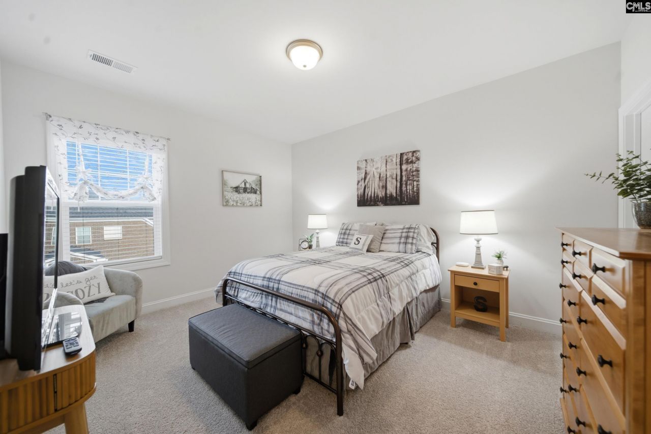 749 Scarlet Oak Road Photo 41