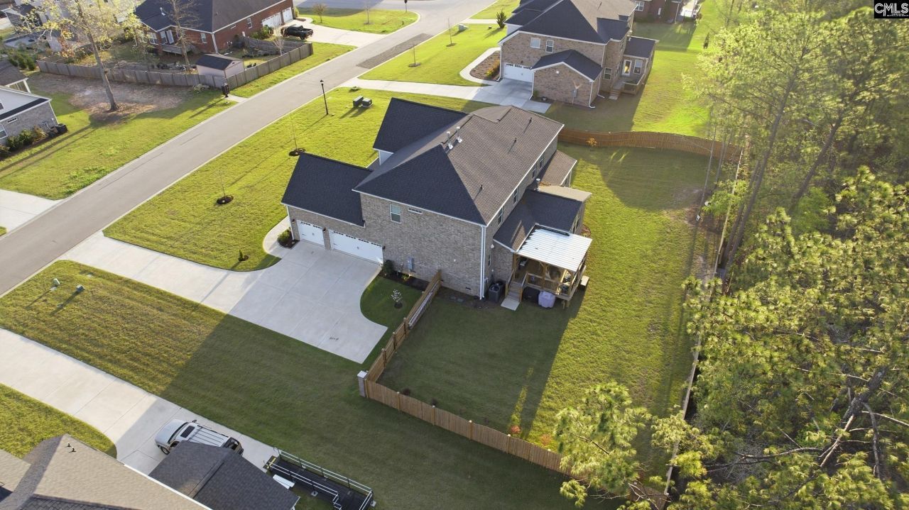 749 Scarlet Oak Road Photo 50