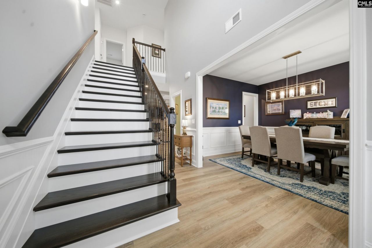 749 Scarlet Oak Road Photo 6