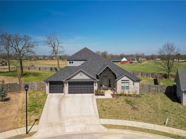 5950 Poppy Avenue , Springdale, AR 72762