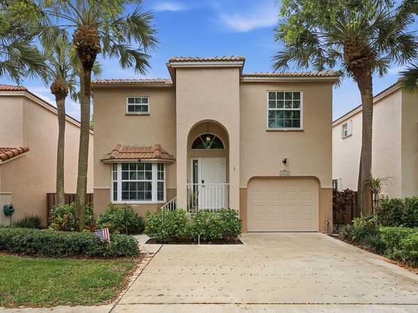 10690 NW 12th Drive, Plantation, FL 33322