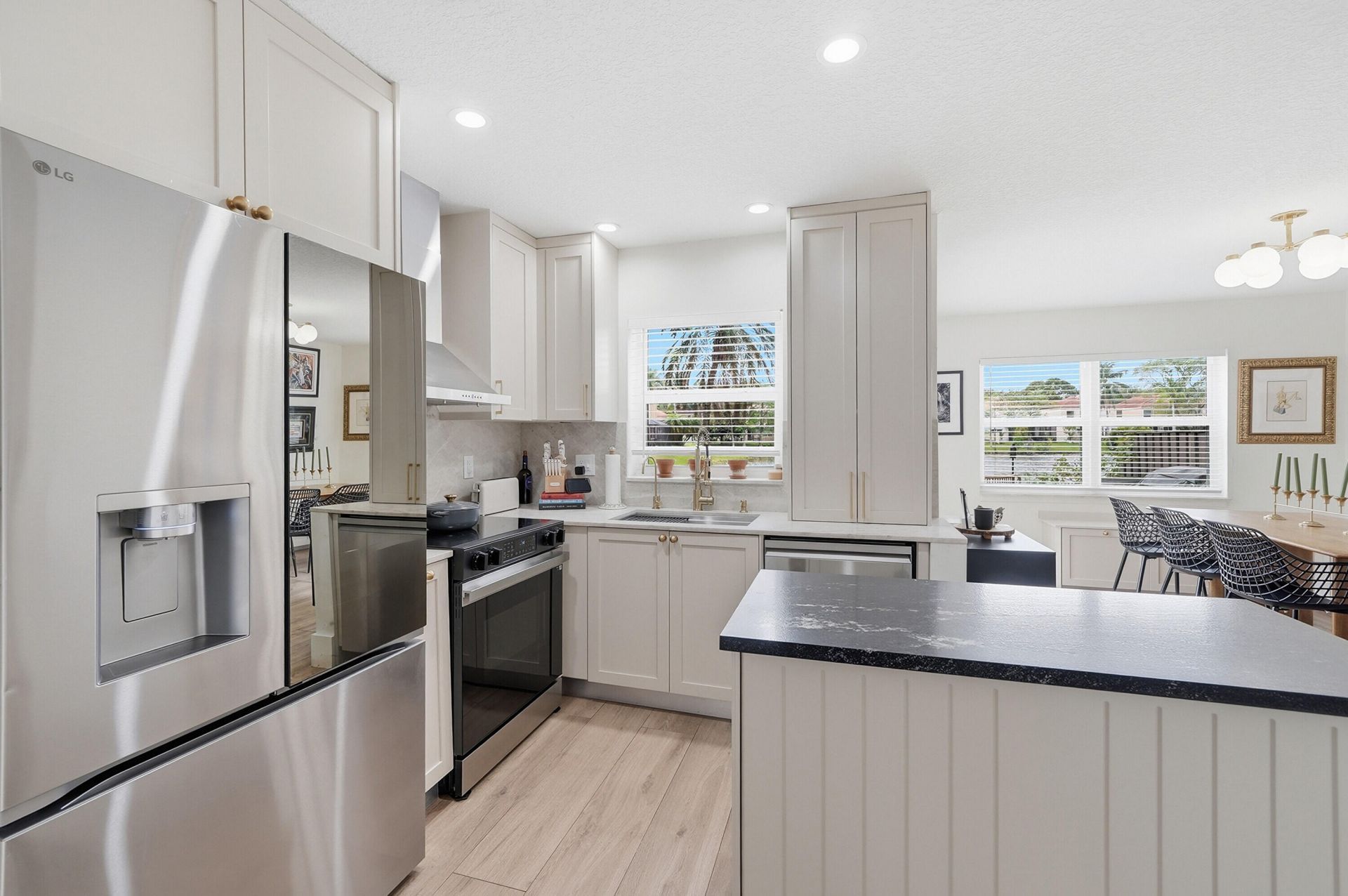 10690 NW 12th Drive, Plantation, FL 33322 Photo