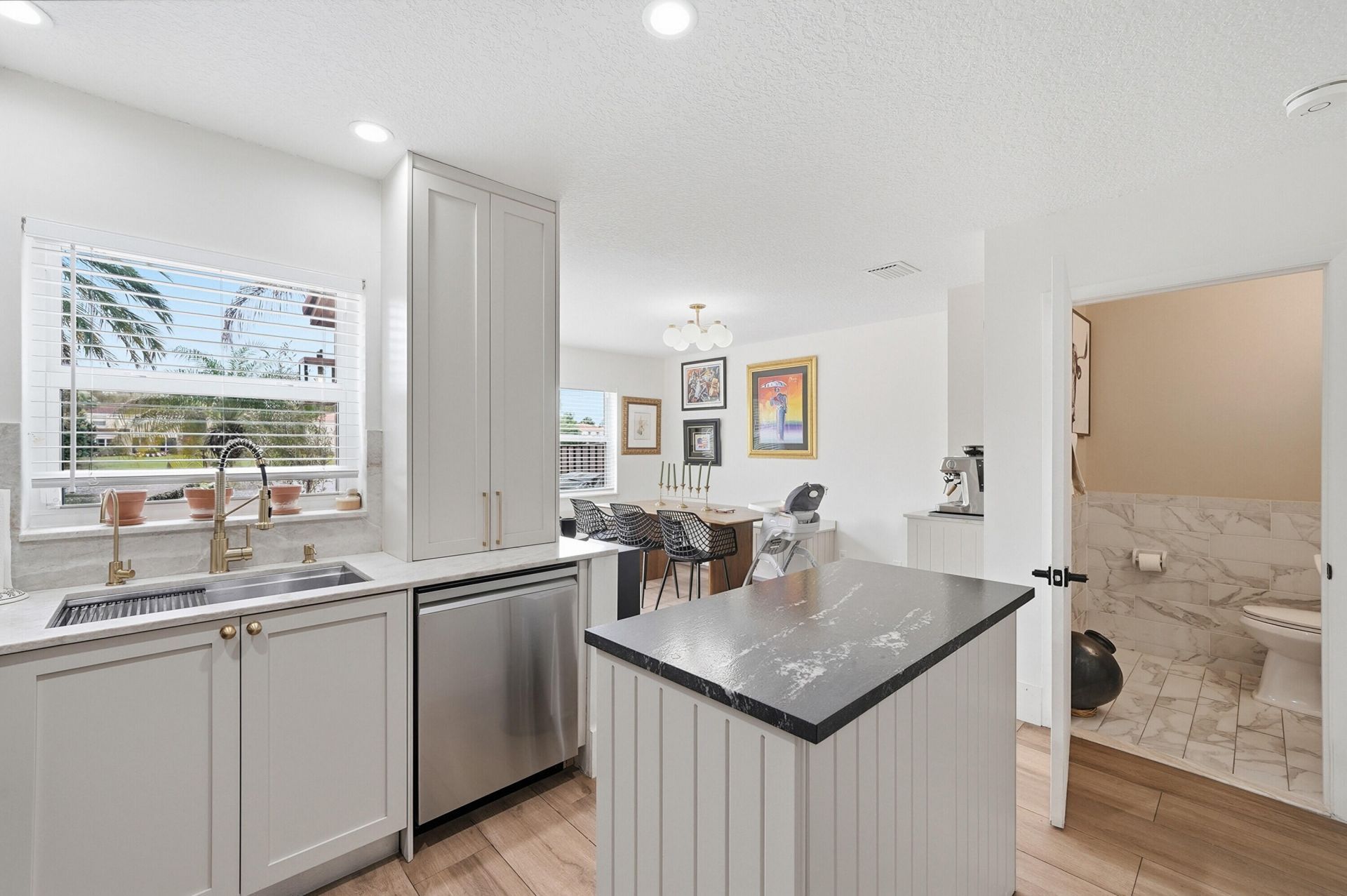 10690 NW 12th Drive, Plantation, FL 33322 Photo