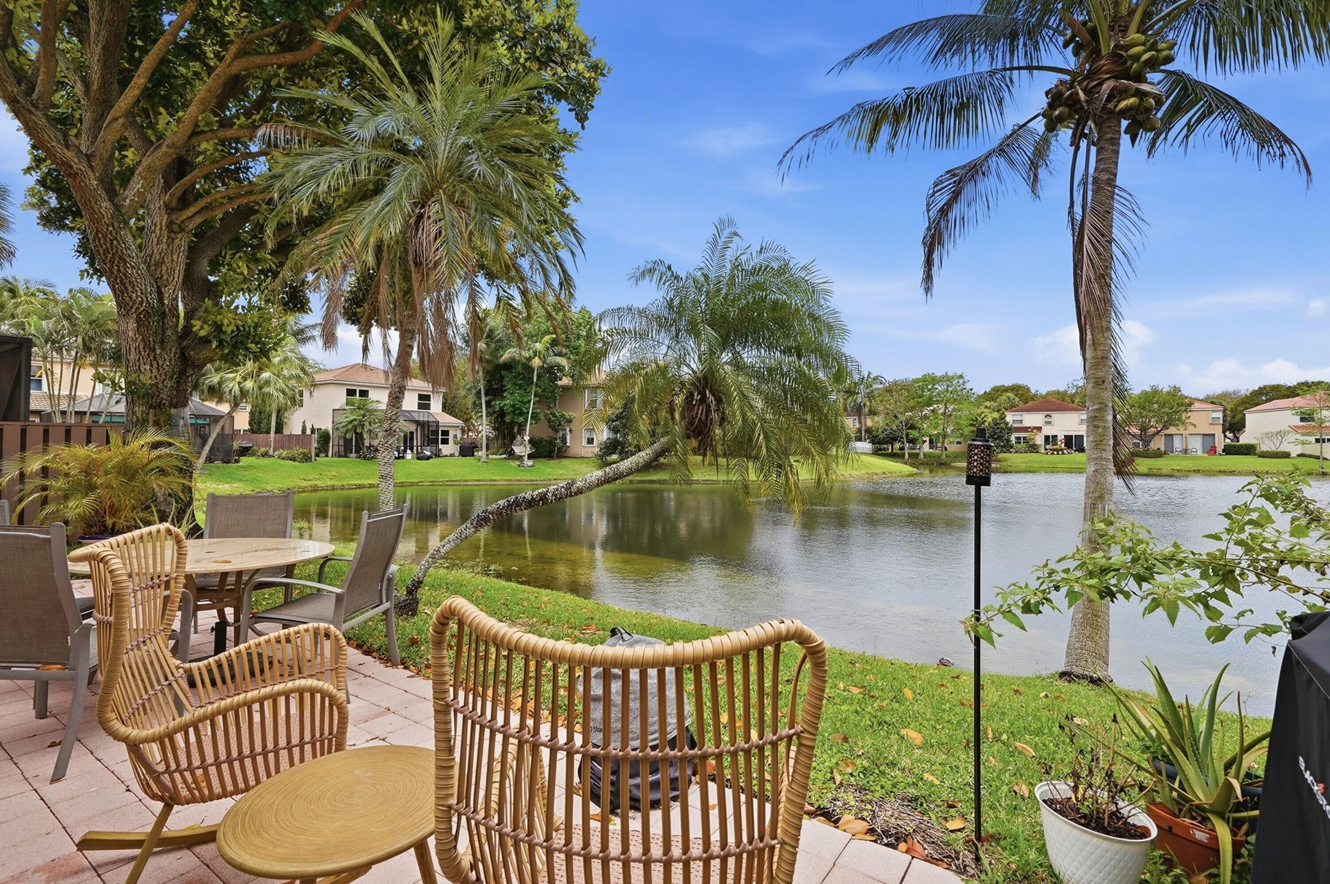 10690 NW 12th Drive, Plantation, FL 33322 Photo