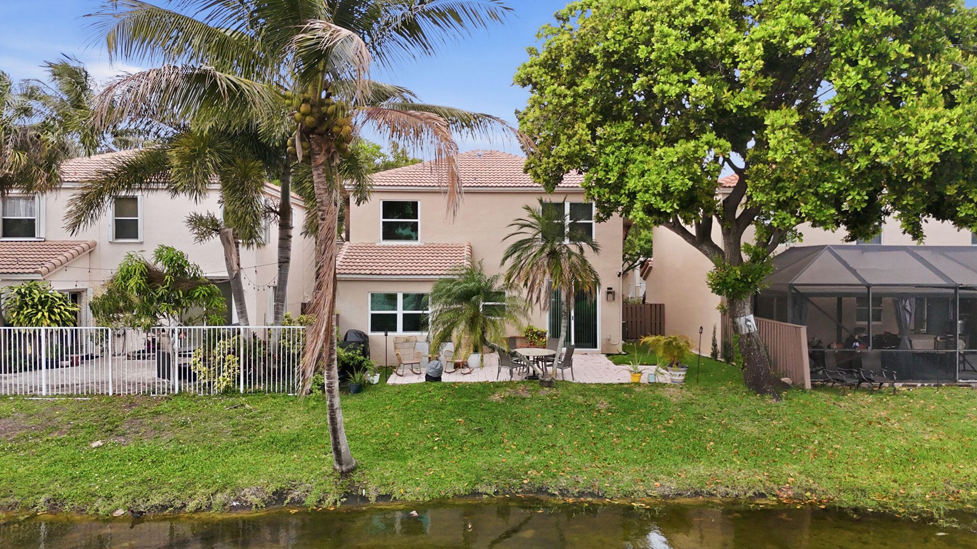 10690 NW 12th Drive, Plantation, FL 33322 Photo