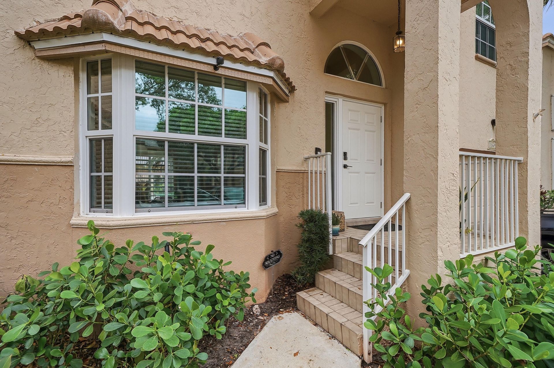 10690 NW 12th Drive, Plantation, FL 33322 Photo