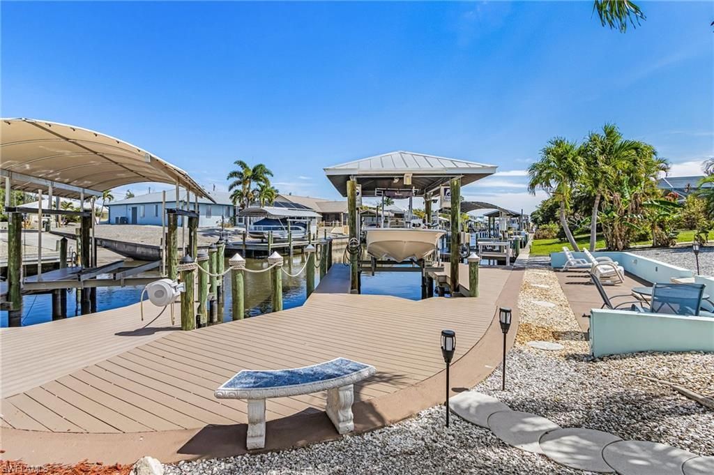 3778 Pinetree Dr, Saint James City, FL 33956 Photo