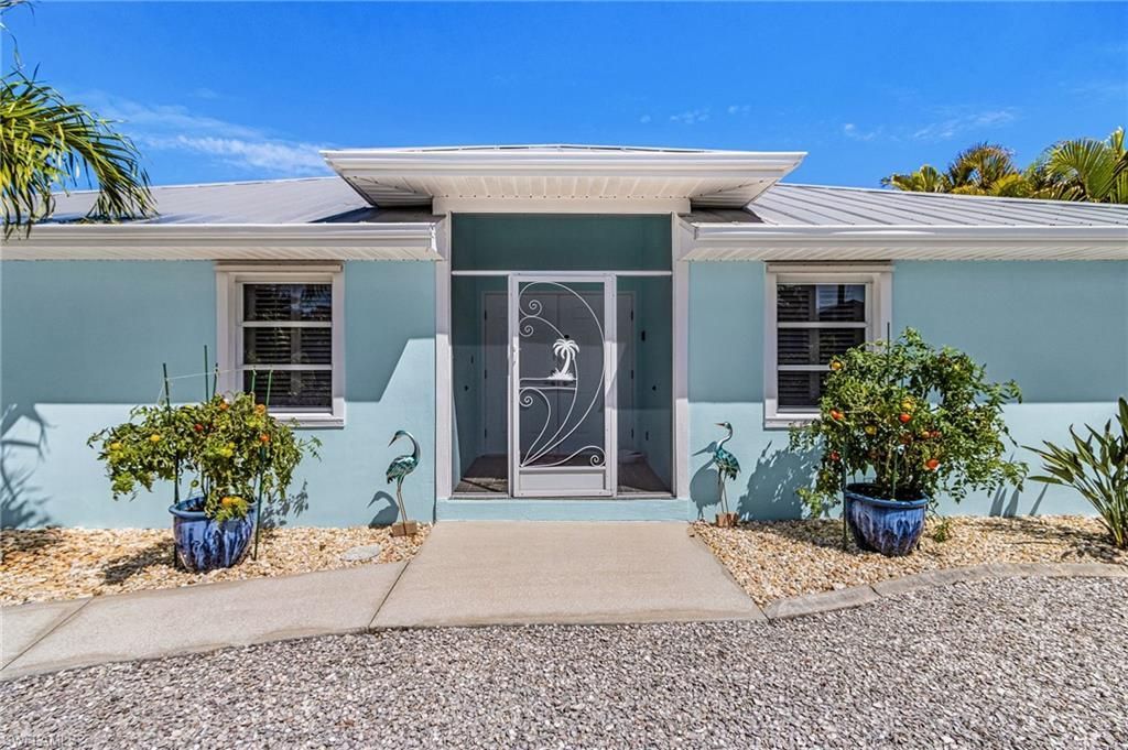 3778 Pinetree Dr, Saint James City, FL 33956 Photo